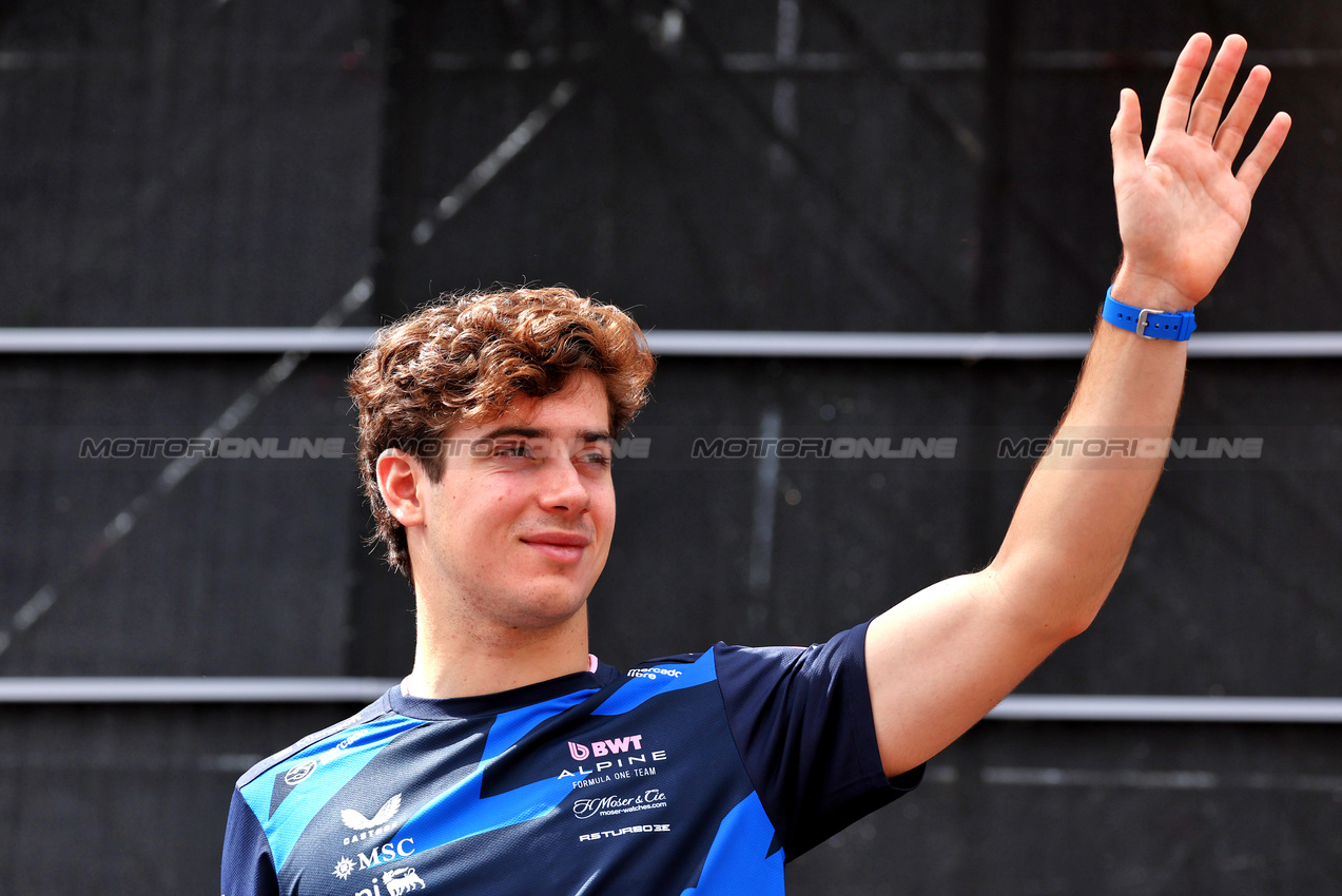 GP AUSTRIA, Franco Colapinto (ARG) Alpine F1 Team on the FanZone Stage.

28.06.2025. Formula 1 World Championship, Rd 11, Austrian Grand Prix, Spielberg, Austria, Qualifiche Day.

- www.xpbimages.com, EMail: requests@xpbimages.com © Copyright: Moy / XPB Images