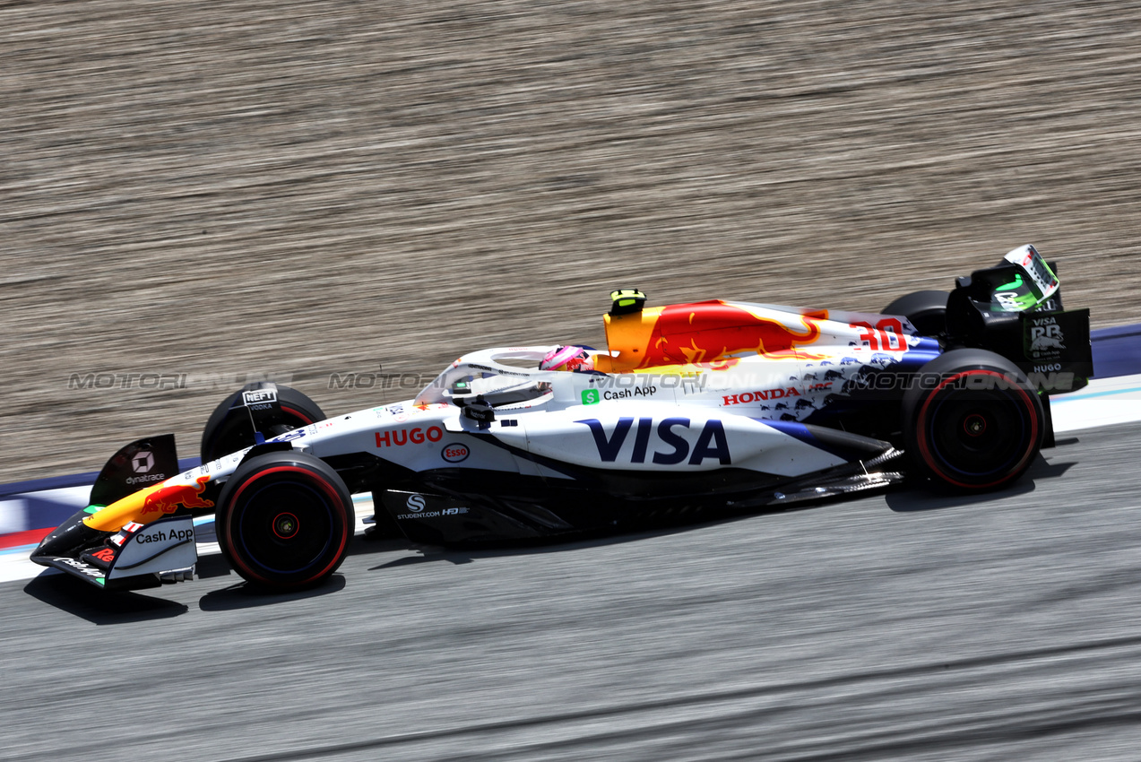 GP AUSTRIA, Liam Lawson (NZL) Racing Bulls VCARB 02.

28.06.2025. Formula 1 World Championship, Rd 11, Austrian Grand Prix, Spielberg, Austria, Qualifiche Day.

- www.xpbimages.com, EMail: requests@xpbimages.com © Copyright: Charniaux / XPB Images