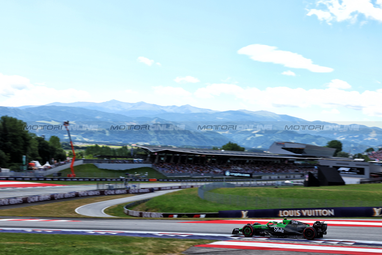 GP AUSTRIA, Gabriel Bortoleto (BRA) Sauber C45.

28.06.2025. Formula 1 World Championship, Rd 11, Austrian Grand Prix, Spielberg, Austria, Qualifiche Day.

- www.xpbimages.com, EMail: requests@xpbimages.com © Copyright: Batchelor / XPB Images