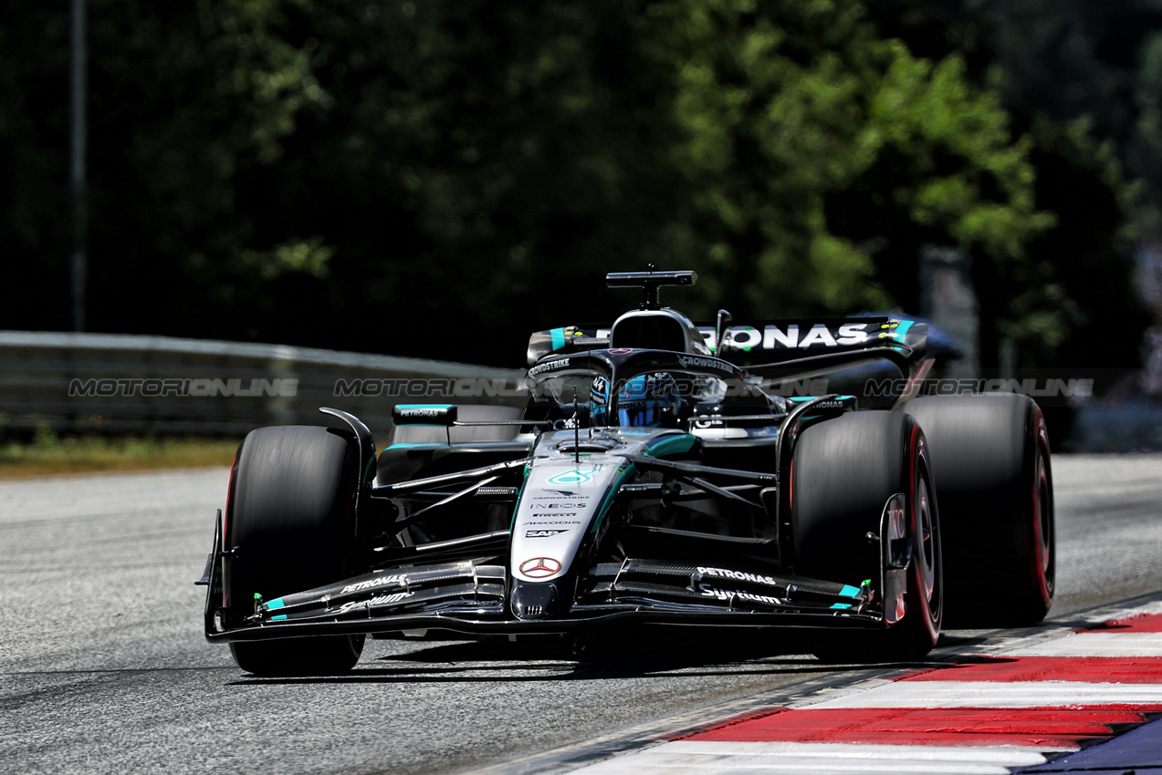 GP AUSTRIA, George Russell (GBR) Mercedes AMG F1 W16.

28.06.2025. Formula 1 World Championship, Rd 11, Austrian Grand Prix, Spielberg, Austria, Qualifiche Day.

- www.xpbimages.com, EMail: requests@xpbimages.com © Copyright: Batchelor / XPB Images