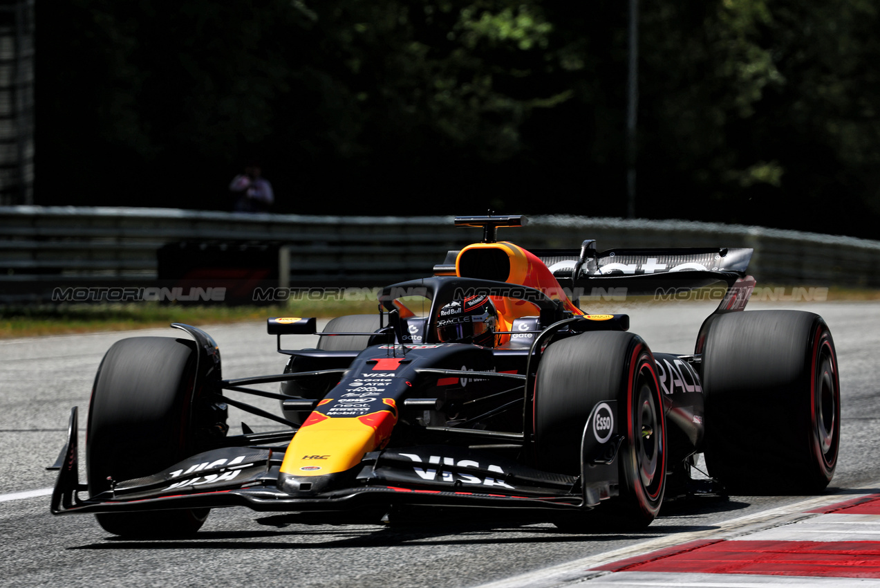 GP AUSTRIA, Max Verstappen (NLD) Red Bull Racing RB21.

28.06.2025. Formula 1 World Championship, Rd 11, Austrian Grand Prix, Spielberg, Austria, Qualifiche Day.

- www.xpbimages.com, EMail: requests@xpbimages.com © Copyright: Batchelor / XPB Images