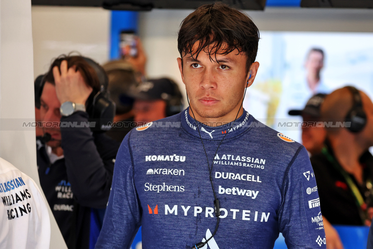 GP AUSTRIA, Alexander Albon (THA) Atlassian Williams Racing.

28.06.2025. Formula 1 World Championship, Rd 11, Austrian Grand Prix, Spielberg, Austria, Qualifiche Day.

- www.xpbimages.com, EMail: requests@xpbimages.com © Copyright: Moy / XPB Images