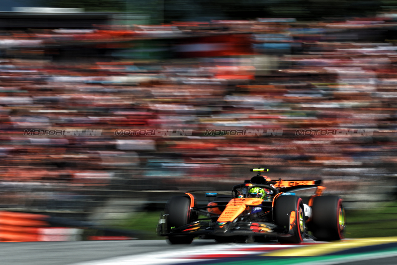 GP AUSTRIA, Lando Norris (GBR) McLaren MCL39.

28.06.2025. Formula 1 World Championship, Rd 11, Austrian Grand Prix, Spielberg, Austria, Qualifiche Day.

- www.xpbimages.com, EMail: requests@xpbimages.com © Copyright: Batchelor / XPB Images