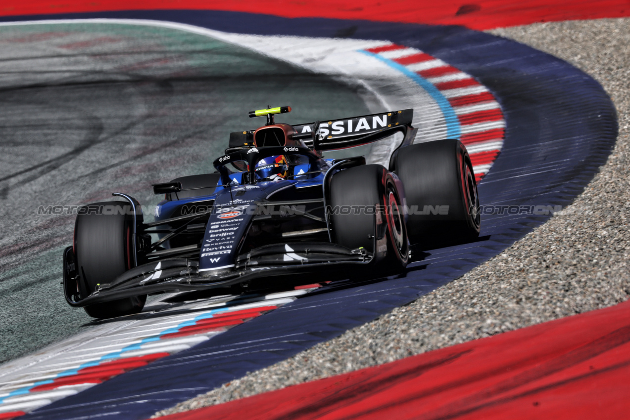GP AUSTRIA, Carlos Sainz (ESP) Atlassian Williams Racing FW47.

28.06.2025. Formula 1 World Championship, Rd 11, Austrian Grand Prix, Spielberg, Austria, Qualifiche Day.

- www.xpbimages.com, EMail: requests@xpbimages.com © Copyright: Charniaux / XPB Images