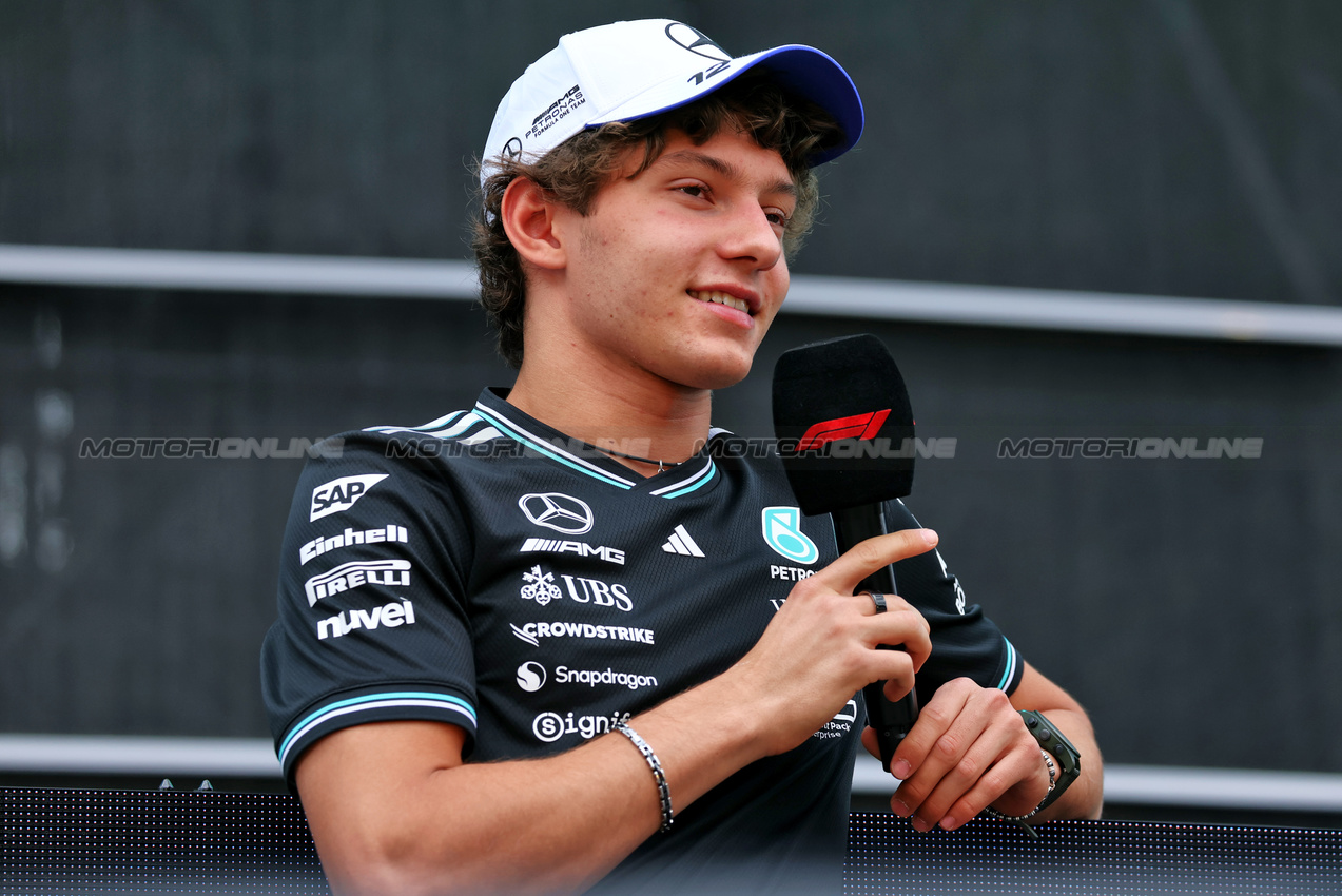 GP AUSTRIA, Andrea Kimi Antonelli (ITA) Mercedes AMG F1 on the FanZone Stage.

28.06.2025. Formula 1 World Championship, Rd 11, Austrian Grand Prix, Spielberg, Austria, Qualifiche Day.

- www.xpbimages.com, EMail: requests@xpbimages.com © Copyright: Moy / XPB Images