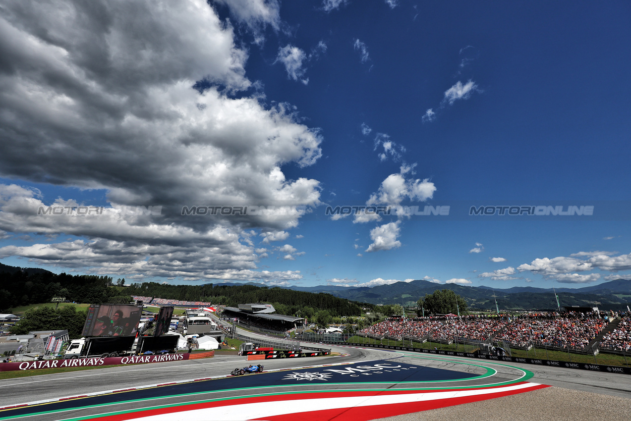 GP AUSTRIA, Alexander Albon (THA) Atlassian Williams Racing FW47.

28.06.2025. Formula 1 World Championship, Rd 11, Austrian Grand Prix, Spielberg, Austria, Qualifiche Day.

- www.xpbimages.com, EMail: requests@xpbimages.com © Copyright: Moy / XPB Images
