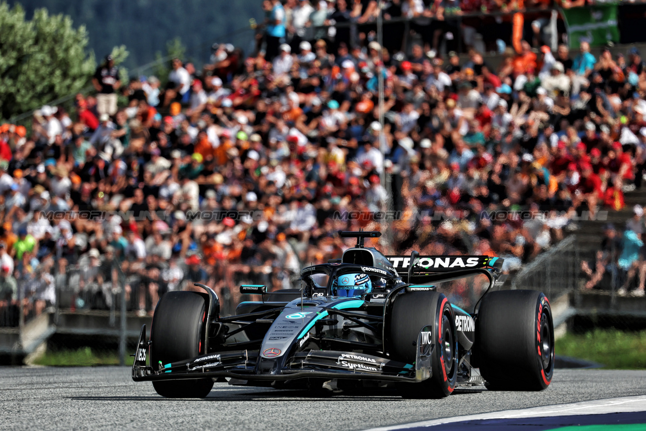GP AUSTRIA, George Russell (GBR) Mercedes AMG F1 W16.

28.06.2025. Formula 1 World Championship, Rd 11, Austrian Grand Prix, Spielberg, Austria, Qualifiche Day.

- www.xpbimages.com, EMail: requests@xpbimages.com © Copyright: Moy / XPB Images