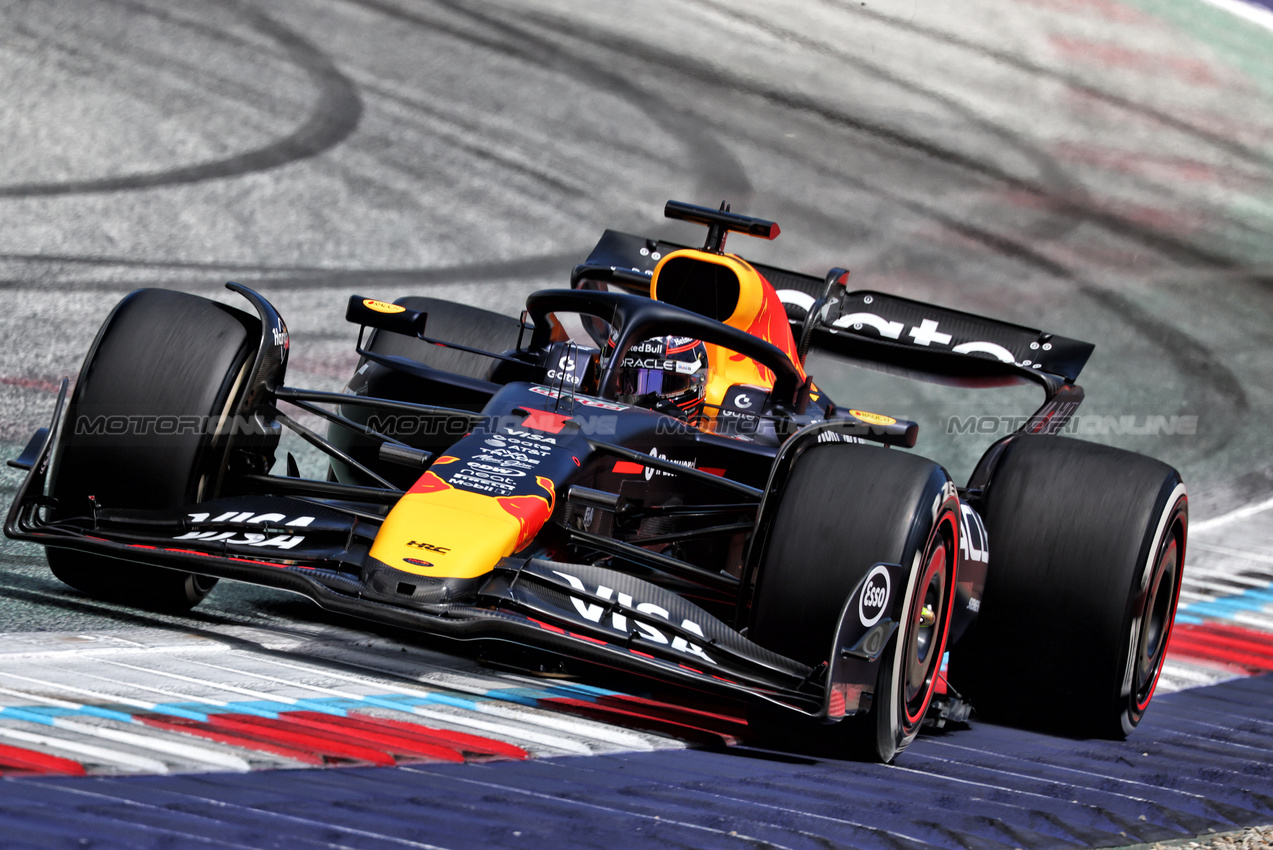 GP AUSTRIA, Max Verstappen (NLD) Red Bull Racing RB21.

28.06.2025. Formula 1 World Championship, Rd 11, Austrian Grand Prix, Spielberg, Austria, Qualifiche Day.

- www.xpbimages.com, EMail: requests@xpbimages.com © Copyright: Batchelor / XPB Images