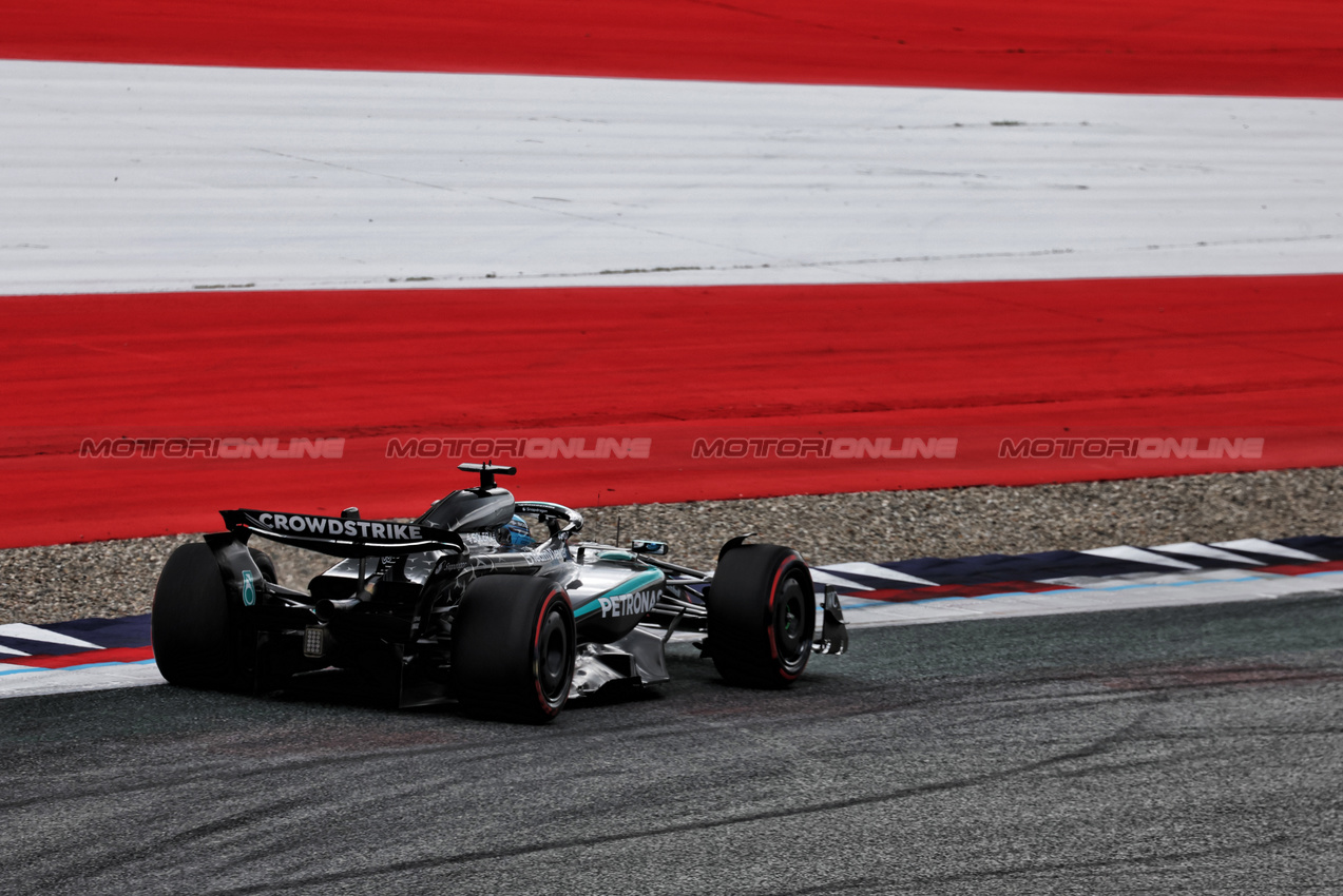 GP AUSTRIA, George Russell (GBR) Mercedes AMG F1 W16.

27.06.2025. Formula 1 World Championship, Rd 11, Austrian Grand Prix, Spielberg, Austria, Practice Day.

- www.xpbimages.com, EMail: requests@xpbimages.com © Copyright: Moy / XPB Images