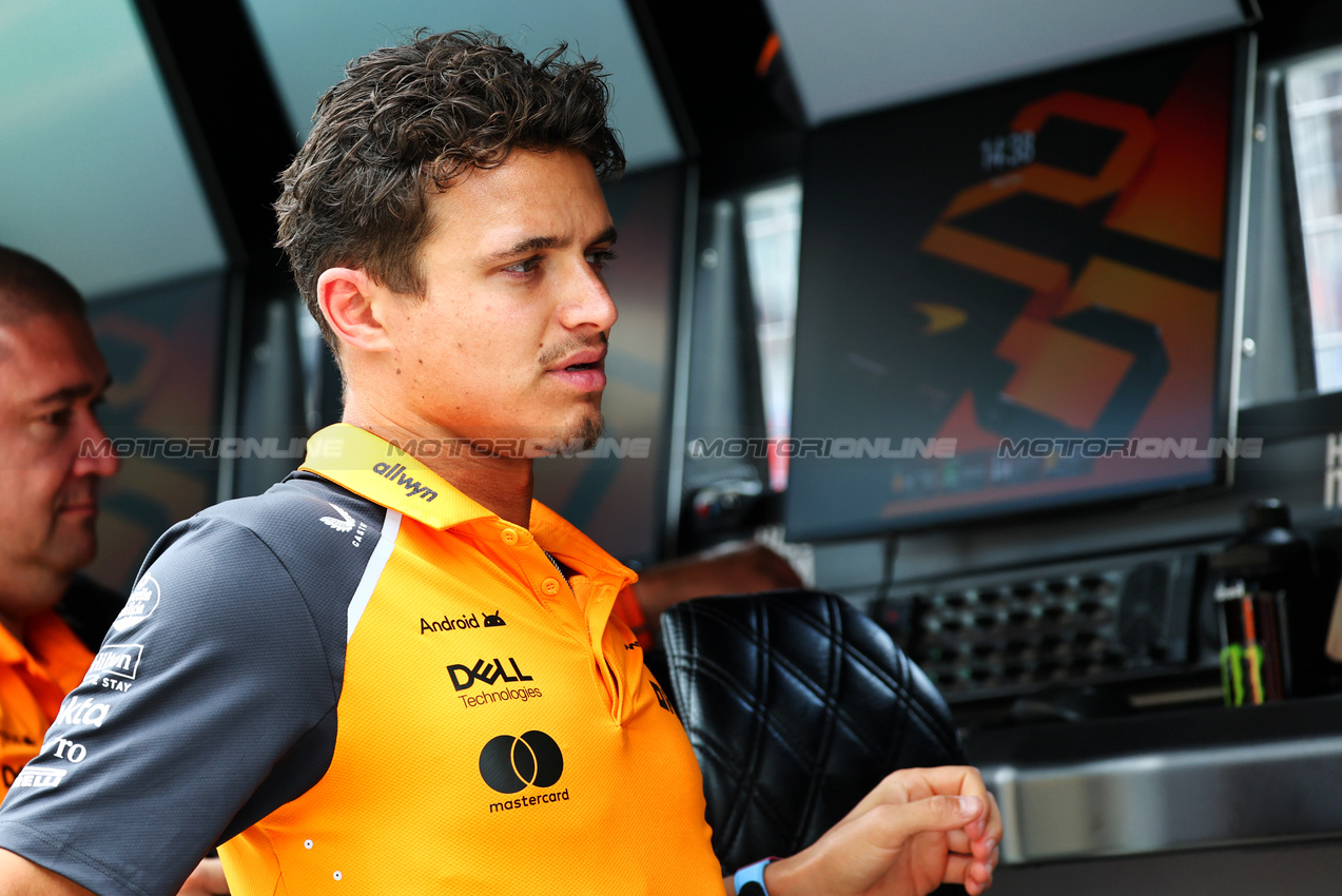 GP AUSTRIA, Lando Norris (GBR) McLaren.

27.06.2025. Formula 1 World Championship, Rd 11, Austrian Grand Prix, Spielberg, Austria, Practice Day.

- www.xpbimages.com, EMail: requests@xpbimages.com © Copyright: Batchelor / XPB Images