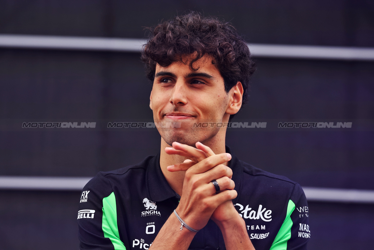 GP AUSTRIA, Gabriel Bortoleto (BRA) Sauber on the FanZone Stage.

27.06.2025. Formula 1 World Championship, Rd 11, Austrian Grand Prix, Spielberg, Austria, Practice Day.

- www.xpbimages.com, EMail: requests@xpbimages.com © Copyright: Moy / XPB Images