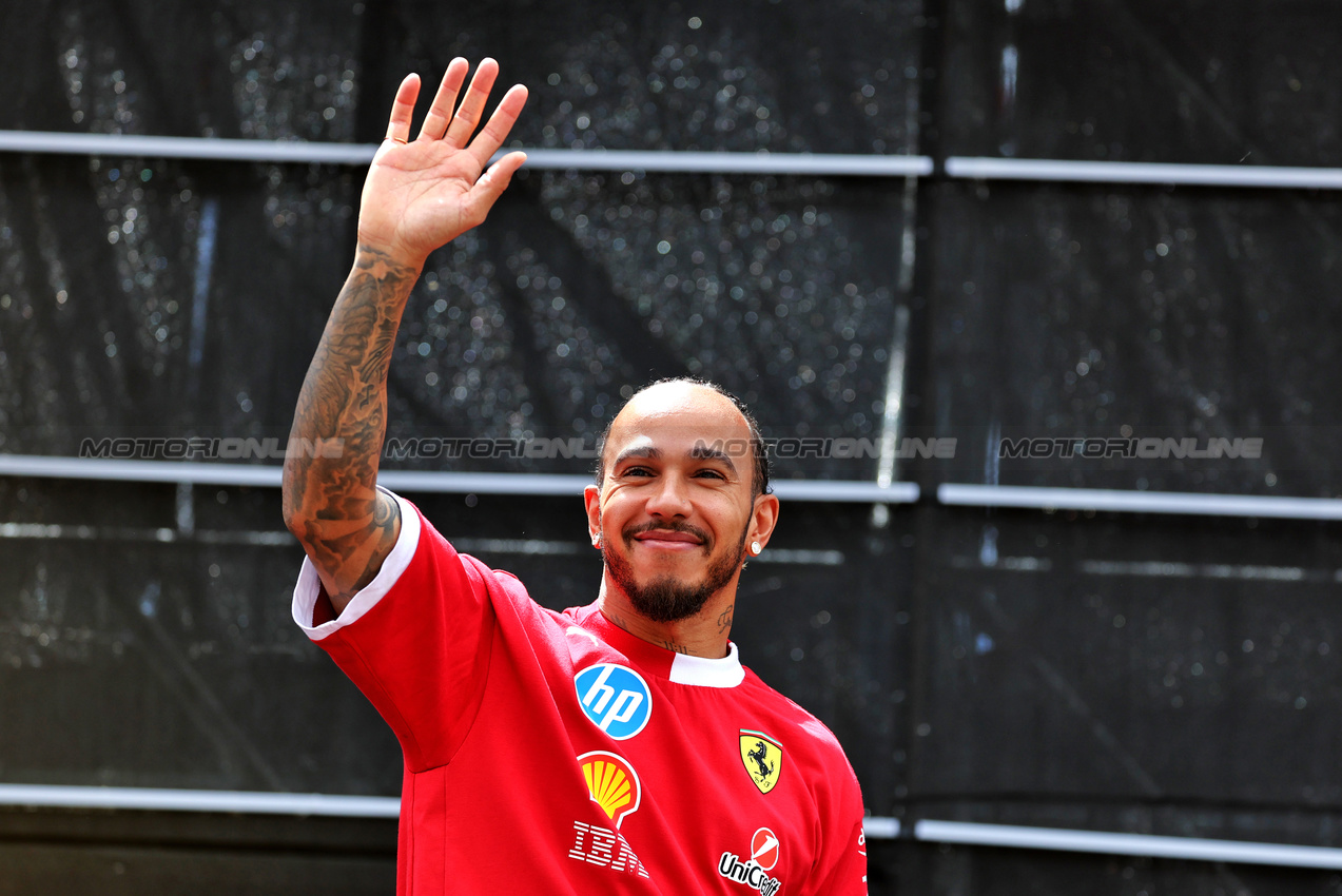 GP AUSTRIA, Lewis Hamilton (GBR) Ferrari on the FanZone Stage.

27.06.2025. Formula 1 World Championship, Rd 11, Austrian Grand Prix, Spielberg, Austria, Practice Day.

- www.xpbimages.com, EMail: requests@xpbimages.com © Copyright: Moy / XPB Images