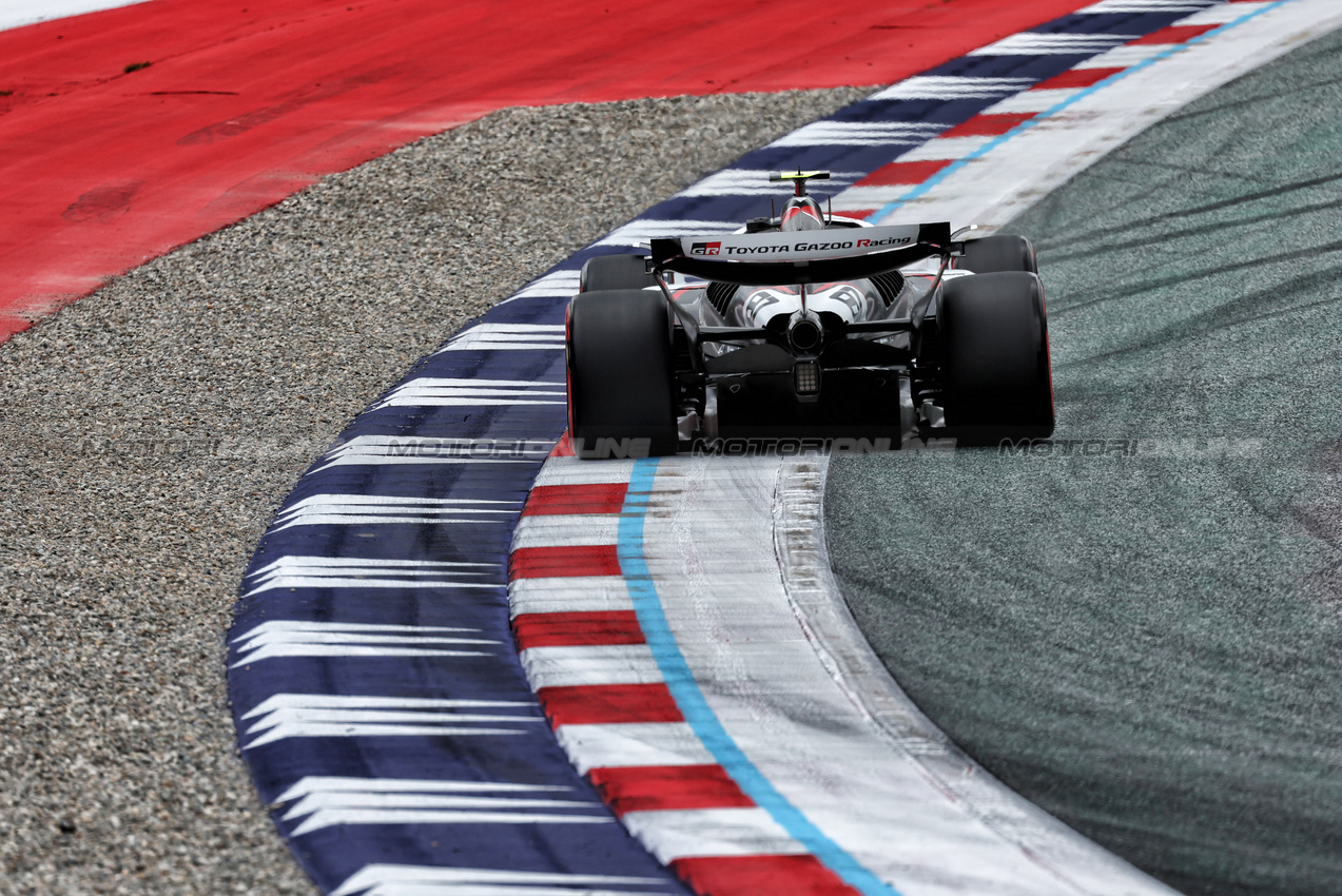 GP AUSTRIA, Oliver Bearman (GBR) Haas VF-25.

27.06.2025. Formula 1 World Championship, Rd 11, Austrian Grand Prix, Spielberg, Austria, Practice Day.

- www.xpbimages.com, EMail: requests@xpbimages.com © Copyright: Moy / XPB Images