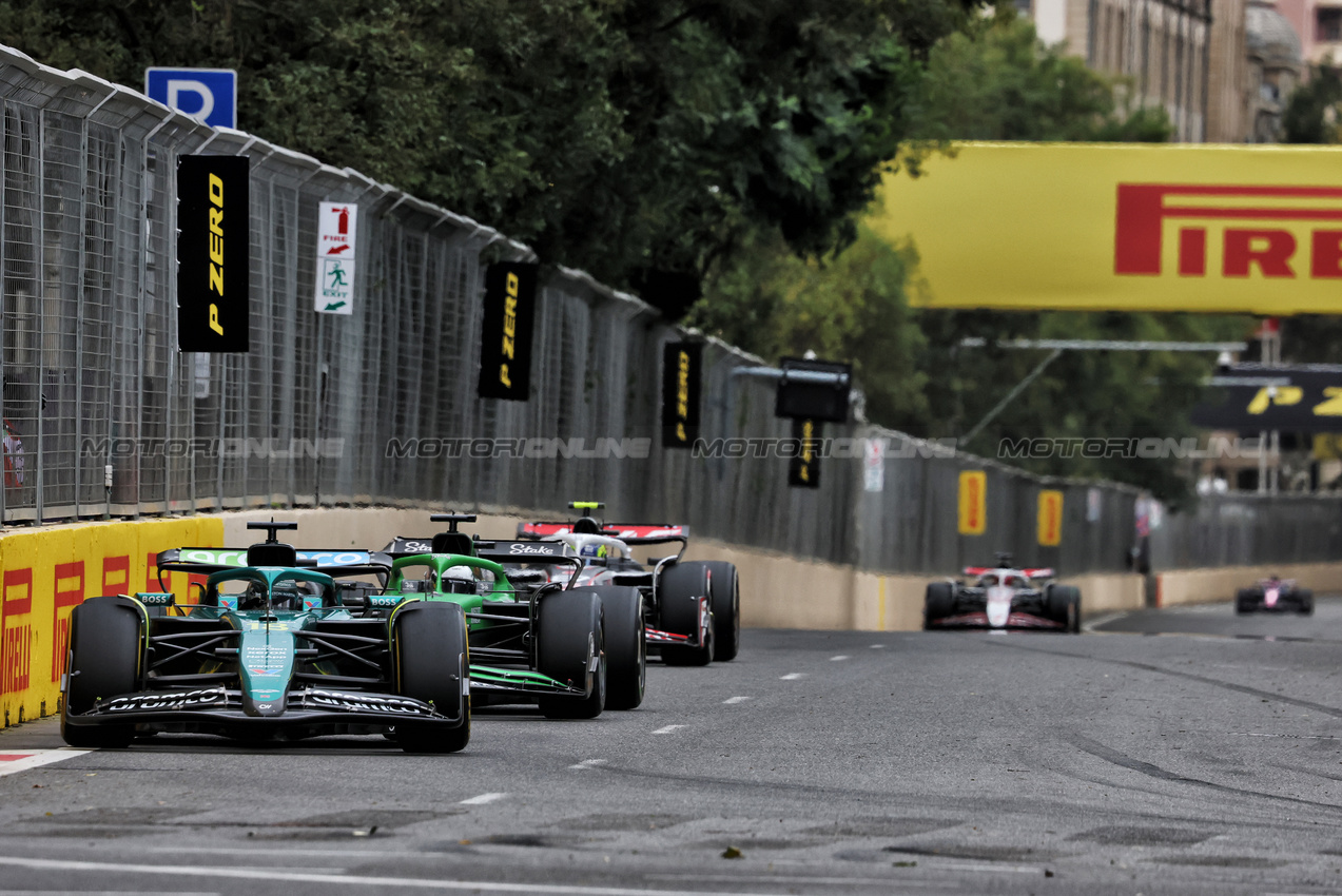 GP AZERBAIJAN, Lance Stroll (CDN) Aston Martin F1 Team AMR25.

21.09.2025. Formula 1 World Championship, Rd 17, Azerbaijan Grand Prix, Baku Street Circuit, Azerbaijan, Gara Day.

- www.xpbimages.com, EMail: requests@xpbimages.com © Copyright: Charniaux / XPB Images