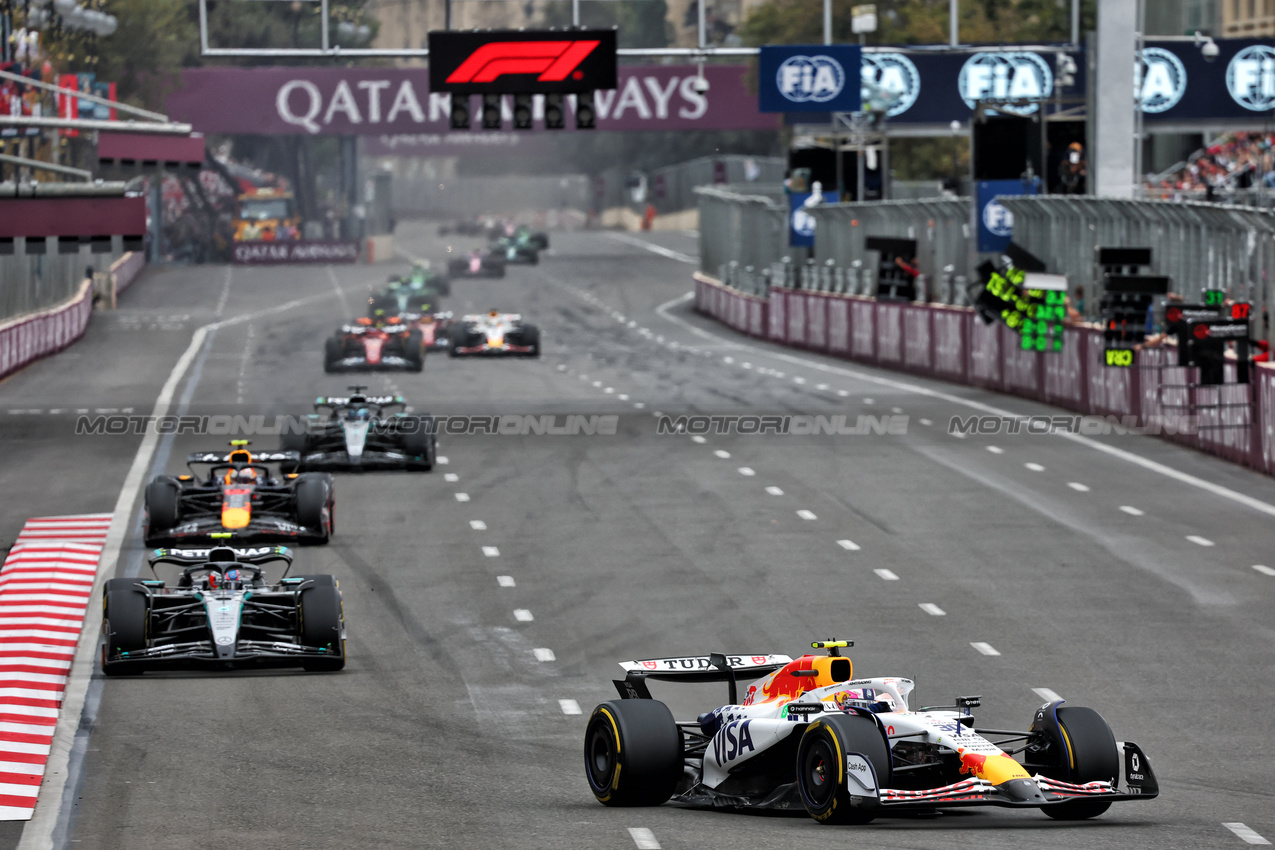 GP AZERBAIJAN, Liam Lawson (NZL) Racing Bulls VCARB 02.

21.09.2025. Formula 1 World Championship, Rd 17, Azerbaijan Grand Prix, Baku Street Circuit, Azerbaijan, Gara Day.

- www.xpbimages.com, EMail: requests@xpbimages.com © Copyright: Batchelor / XPB Images