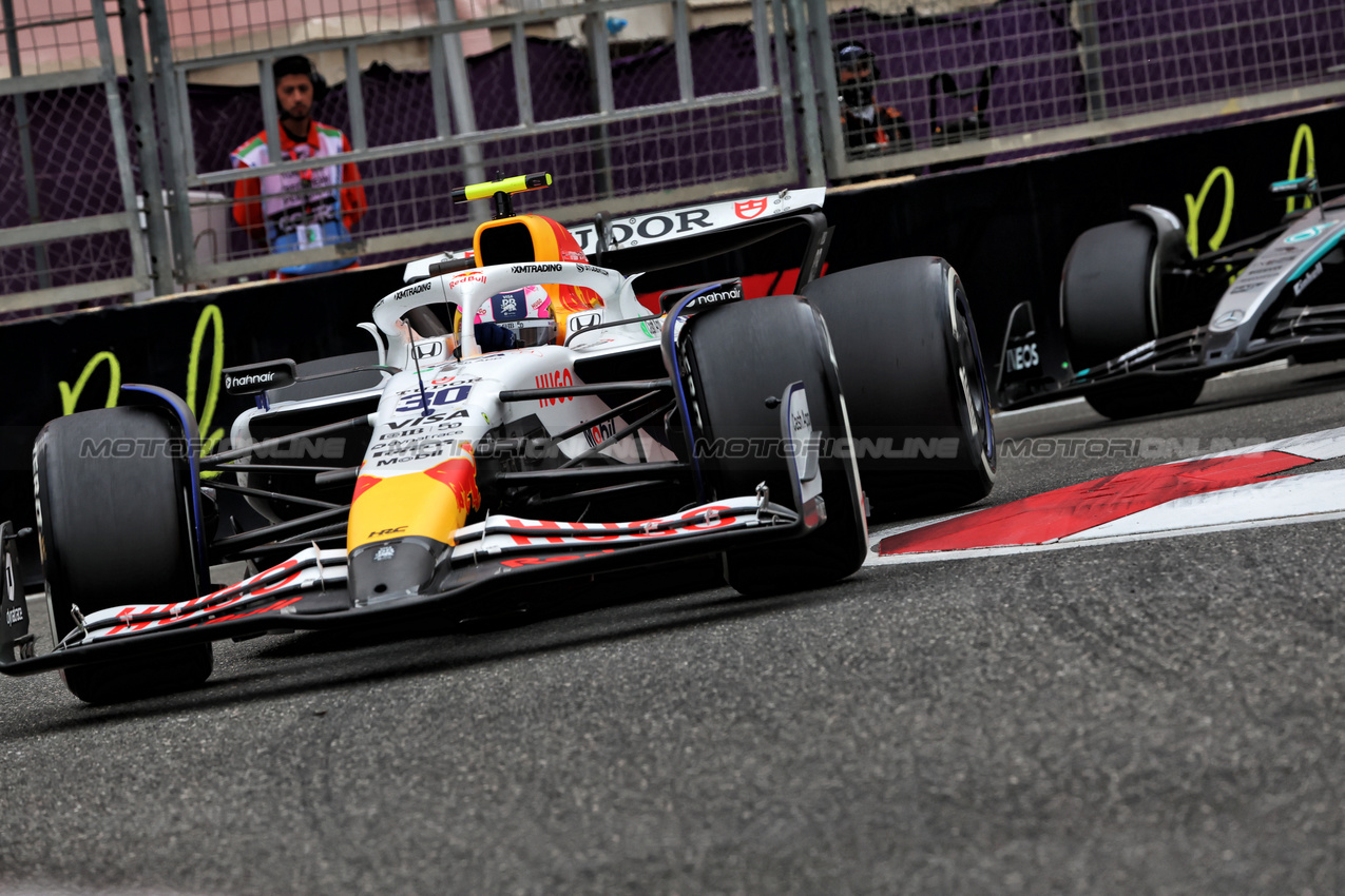 GP AZERBAIJAN, Liam Lawson (NZL) Racing Bulls VCARB 02.

21.09.2025. Formula 1 World Championship, Rd 17, Azerbaijan Grand Prix, Baku Street Circuit, Azerbaijan, Gara Day.

 - www.xpbimages.com, EMail: requests@xpbimages.com © Copyright: Rew / XPB Images