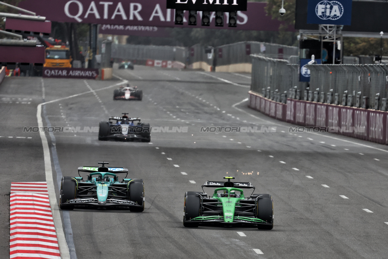 GP AZERBAIJAN, Gabriel Bortoleto (BRA) Sauber C45.

21.09.2025. Formula 1 World Championship, Rd 17, Azerbaijan Grand Prix, Baku Street Circuit, Azerbaijan, Gara Day.

- www.xpbimages.com, EMail: requests@xpbimages.com © Copyright: Bearne / XPB Images