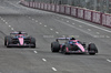 GP AZERBAIJAN, Pierre Gasly (FRA) Alpine F1 Team A525 e Gabriel Bortoleto (BRA) Sauber C45.

21.09.2025. Formula 1 World Championship, Rd 17, Azerbaijan Grand Prix, Baku Street Circuit, Azerbaijan, Gara Day.

- www.xpbimages.com, EMail: requests@xpbimages.com © Copyright: Bearne / XPB Images