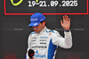 GP AZERBAIJAN, Third placed Carlos Sainz (ESP) Atlassian Williams Racing in parc ferme.

21.09.2025. Formula 1 World Championship, Rd 17, Azerbaijan Grand Prix, Baku Street Circuit, Azerbaijan, Gara Day.

 - www.xpbimages.com, EMail: requests@xpbimages.com © Copyright: Rew / XPB Images