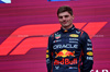GP AZERBAIJAN, Gara winner Max Verstappen (NLD) Red Bull Racing celebrates on the podium.

21.09.2025. Formula 1 World Championship, Rd 17, Azerbaijan Grand Prix, Baku Street Circuit, Azerbaijan, Gara Day.

 - www.xpbimages.com, EMail: requests@xpbimages.com © Copyright: Rew / XPB Images