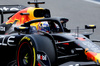 GP AZERBAIJAN, Gara winner Max Verstappen (NLD) Red Bull Racing RB21 celebrates at the end of the race.

21.09.2025. Formula 1 World Championship, Rd 17, Azerbaijan Grand Prix, Baku Street Circuit, Azerbaijan, Gara Day.

 - www.xpbimages.com, EMail: requests@xpbimages.com © Copyright: Coates / XPB Images