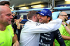 GP AZERBAIJAN, Carlos Sainz (ESP) Atlassian Williams Racing celebrates his third position with the team.

21.09.2025. Formula 1 World Championship, Rd 17, Azerbaijan Grand Prix, Baku Street Circuit, Azerbaijan, Gara Day.

- www.xpbimages.com, EMail: requests@xpbimages.com © Copyright: Bearne / XPB Images