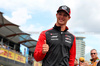 GP AZERBAIJAN, Oliver Bearman (GBR) Haas F1 Team on the drivers' parade.

21.09.2025. Formula 1 World Championship, Rd 17, Azerbaijan Grand Prix, Baku Street Circuit, Azerbaijan, Gara Day.

 - www.xpbimages.com, EMail: requests@xpbimages.com © Copyright: Rew / XPB Images