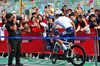 GP AZERBAIJAN, Carlos Sainz (ESP) Atlassian Williams Racing with fans, leaves the pits on his bicycle.

18.09.2025. Formula 1 World Championship, Rd 17, Azerbaijan Grand Prix, Baku Street Circuit, Azerbaijan, Preparation Day.

- www.xpbimages.com, EMail: requests@xpbimages.com © Copyright: Batchelor / XPB Images