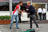 GP AZERBAIJAN, (L to R): Oliver Bearman (GBR) Haas F1 Team plays golf in the paddock with  Simon Lazenby (GBR) Sky Sports F1 TV Presenter.

18.09.2025. Formula 1 World Championship, Rd 17, Azerbaijan Grand Prix, Baku Street Circuit, Azerbaijan, Preparation Day.

 - www.xpbimages.com, EMail: requests@xpbimages.com © Copyright: Rew / XPB Images