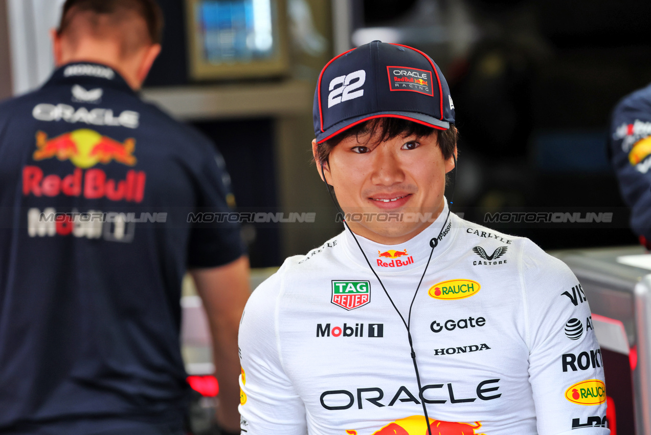 GP AZERBAIJAN, Yuki Tsunoda (JPN) Red Bull Racing.

20.09.2025. Formula 1 World Championship, Rd 17, Azerbaijan Grand Prix, Baku Street Circuit, Azerbaijan, Qualifiche Day.

- www.xpbimages.com, EMail: requests@xpbimages.com © Copyright: Batchelor / XPB Images