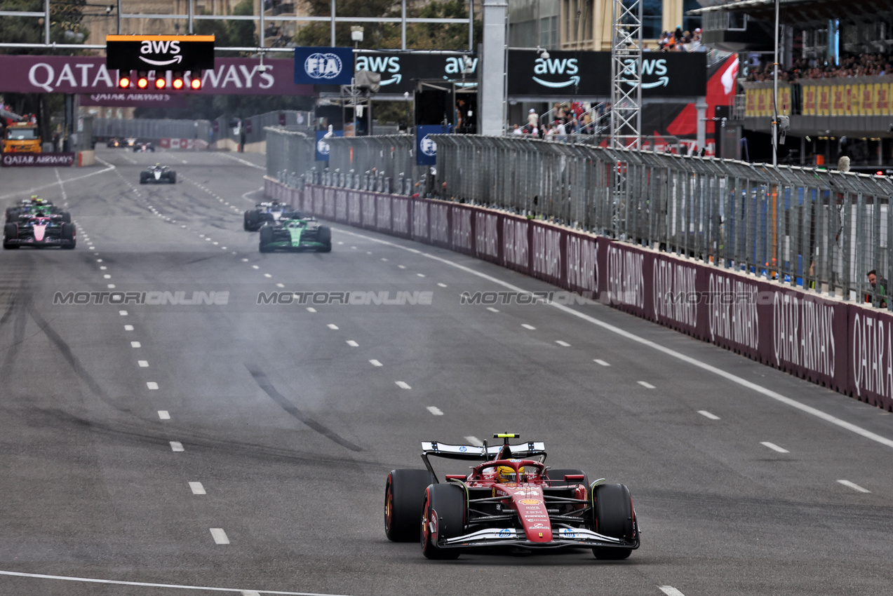 GP AZERBAIJAN, Lewis Hamilton (GBR) Ferrari SF-25.

20.09.2025. Formula 1 World Championship, Rd 17, Azerbaijan Grand Prix, Baku Street Circuit, Azerbaijan, Qualifiche Day.

- www.xpbimages.com, EMail: requests@xpbimages.com © Copyright: Bearne / XPB Images