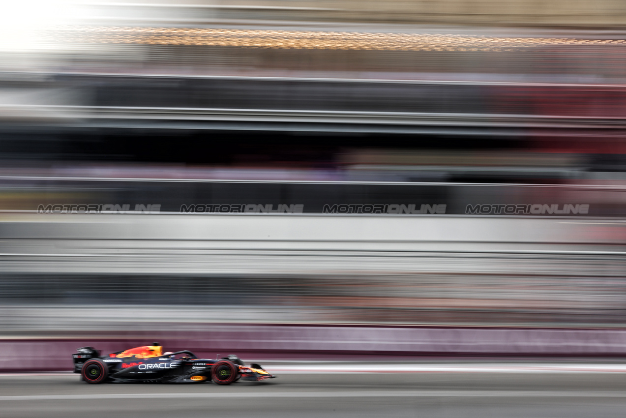 GP AZERBAIJAN, Max Verstappen (NLD) Red Bull Racing RB21.

20.09.2025. Formula 1 World Championship, Rd 17, Azerbaijan Grand Prix, Baku Street Circuit, Azerbaijan, Qualifiche Day.

- www.xpbimages.com, EMail: requests@xpbimages.com © Copyright: Bearne / XPB Images