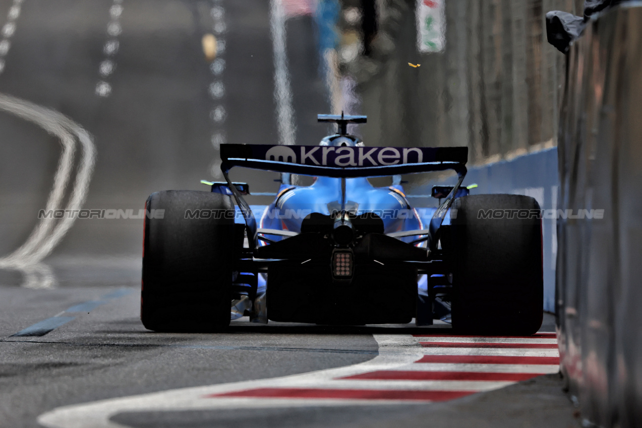 GP AZERBAIJAN, Alexander Albon (THA) Atlassian Williams Racing FW47.

20.09.2025. Formula 1 World Championship, Rd 17, Azerbaijan Grand Prix, Baku Street Circuit, Azerbaijan, Qualifiche Day.

 - www.xpbimages.com, EMail: requests@xpbimages.com © Copyright: Rew / XPB Images