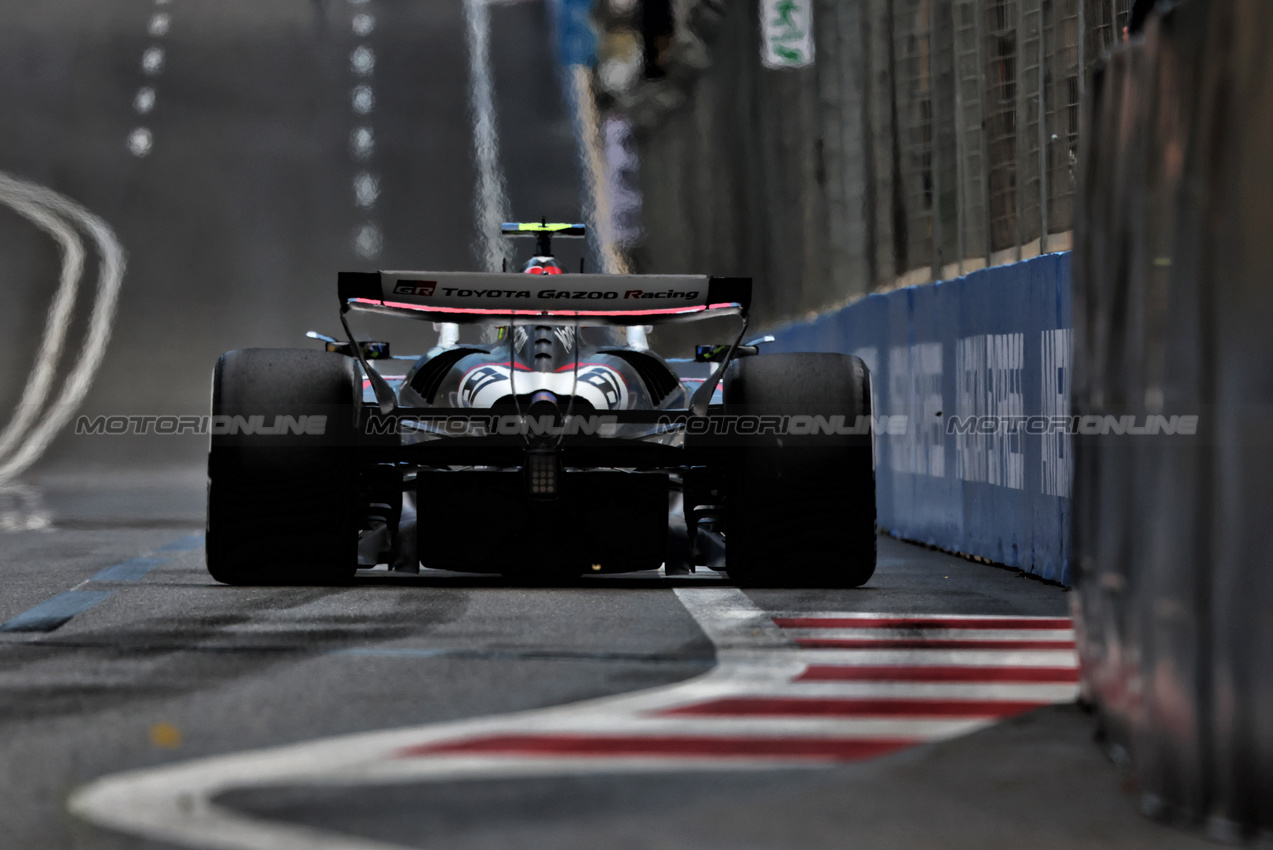 GP AZERBAIJAN, Oliver Bearman (GBR) Haas VF-25.

20.09.2025. Formula 1 World Championship, Rd 17, Azerbaijan Grand Prix, Baku Street Circuit, Azerbaijan, Qualifiche Day.

 - www.xpbimages.com, EMail: requests@xpbimages.com © Copyright: Rew / XPB Images