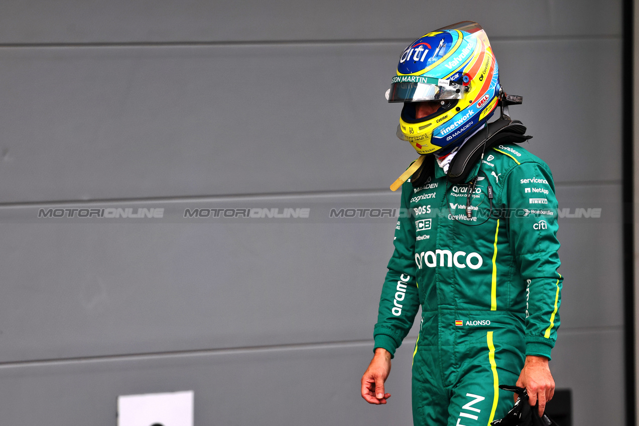 GP AZERBAIJAN, Fernando Alonso (ESP) Aston Martin F1 Team.

20.09.2025. Formula 1 World Championship, Rd 17, Azerbaijan Grand Prix, Baku Street Circuit, Azerbaijan, Qualifiche Day.

- www.xpbimages.com, EMail: requests@xpbimages.com © Copyright: Batchelor / XPB Images