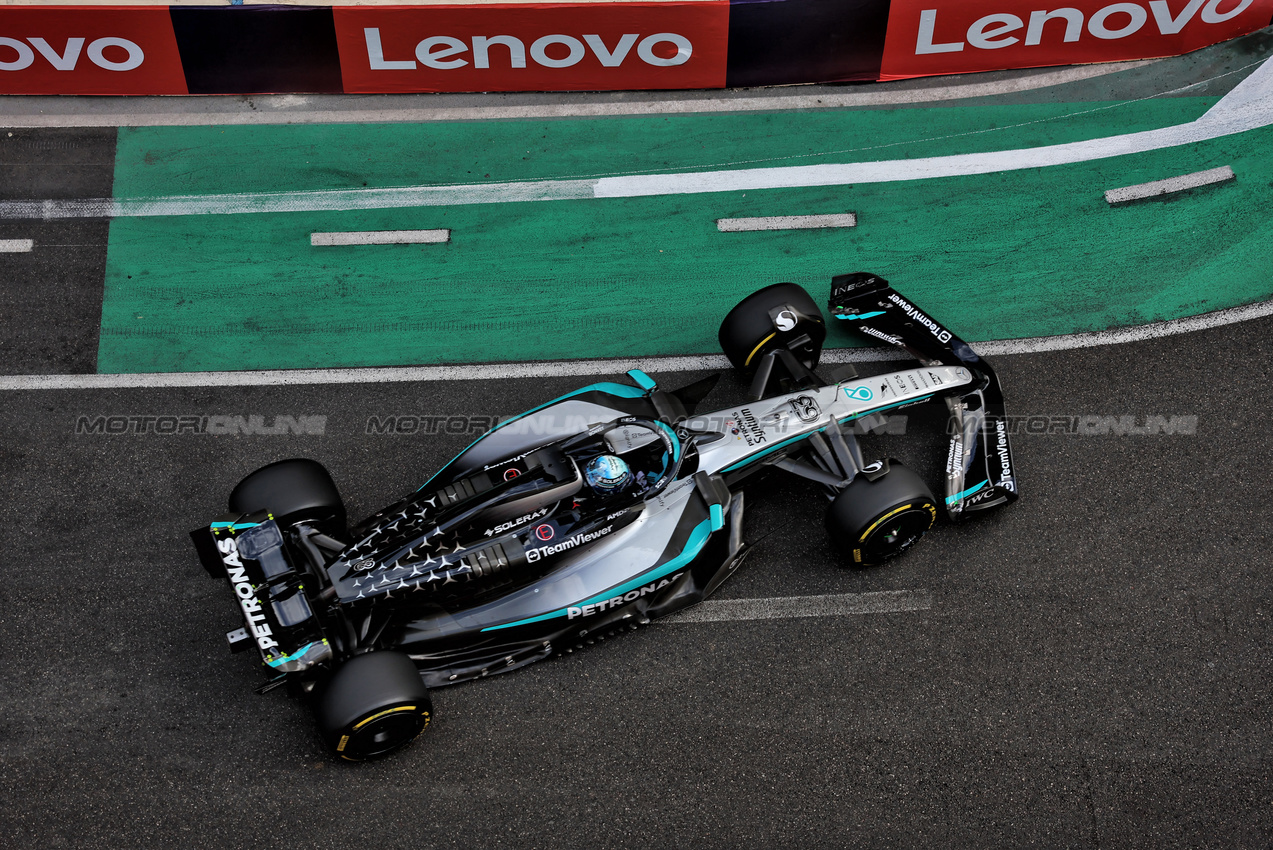 GP AZERBAIJAN, George Russell (GBR) Mercedes AMG F1 W16.

20.09.2025. Formula 1 World Championship, Rd 17, Azerbaijan Grand Prix, Baku Street Circuit, Azerbaijan, Qualifiche Day.

 - www.xpbimages.com, EMail: requests@xpbimages.com © Copyright: Rew / XPB Images