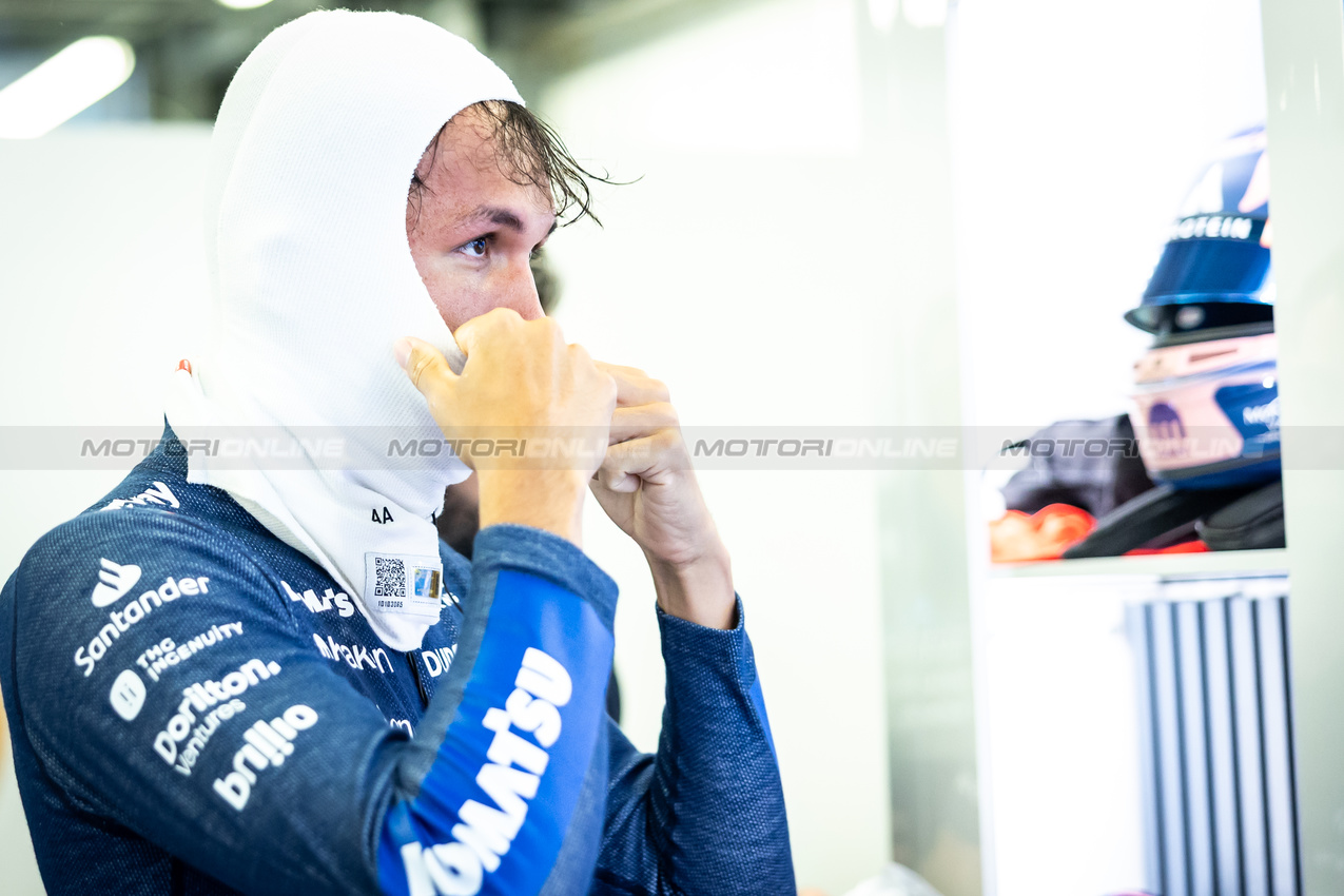 GP AZERBAIJAN, Alexander Albon (THA) Atlassian Williams Racing.

20.09.2025. Formula 1 World Championship, Rd 17, Azerbaijan Grand Prix, Baku Street Circuit, Azerbaijan, Qualifiche Day.

- www.xpbimages.com, EMail: requests@xpbimages.com © Copyright: Bearne / XPB Images