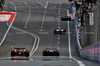 GP AZERBAIJAN, Fernando Alonso (ESP) Aston Martin F1 Team AMR25 e Oliver Bearman (GBR) Haas VF-25.

20.09.2025. Formula 1 World Championship, Rd 17, Azerbaijan Grand Prix, Baku Street Circuit, Azerbaijan, Qualifiche Day.

 - www.xpbimages.com, EMail: requests@xpbimages.com © Copyright: Rew / XPB Images