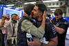 GP AZERBAIJAN, Carlos Onoro Sainz (ESP) Driver Manager celebrates second position for Carlos Sainz (ESP) Atlassian Williams Racing in qualifying with Pierluigi (Gigi) Della Bona (ITA) Atlassian Williams Racing Performance Coach.

20.09.2025. Formula 1 World Championship, Rd 17, Azerbaijan Grand Prix, Baku Street Circuit, Azerbaijan, Qualifiche Day.

- www.xpbimages.com, EMail: requests@xpbimages.com © Copyright: Bearne / XPB Images