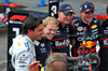 GP AZERBAIJAN, Carlos Sainz (ESP) Atlassian Williams Racing celebrates his second position in qualifying parc ferme with the Red Bull Racing team.

20.09.2025. Formula 1 World Championship, Rd 17, Azerbaijan Grand Prix, Baku Street Circuit, Azerbaijan, Qualifiche Day.

- www.xpbimages.com, EMail: requests@xpbimages.com © Copyright: Batchelor / XPB Images