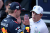 GP AZERBAIJAN, Third placed Liam Lawson (NZL) Racing Bulls in qualifying parc ferme (Right) with pole sitter Max Verstappen (NLD) Red Bull Racing.

20.09.2025. Formula 1 World Championship, Rd 17, Azerbaijan Grand Prix, Baku Street Circuit, Azerbaijan, Qualifiche Day.

 - www.xpbimages.com, EMail: requests@xpbimages.com © Copyright: Coates / XPB Images