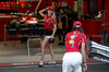 GP AZERBAIJAN, Circuit Atmosfera - Ferrari guests in the pit garage.

20.09.2025. Formula 1 World Championship, Rd 17, Azerbaijan Grand Prix, Baku Street Circuit, Azerbaijan, Qualifiche Day.

 - www.xpbimages.com, EMail: requests@xpbimages.com © Copyright: Coates / XPB Images