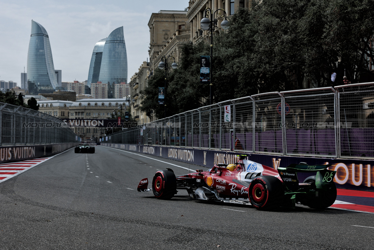 GP AZERBAIJAN, Lewis Hamilton (GBR) Ferrari SF-25.

19.09.2025. Formula 1 World Championship, Rd 17, Azerbaijan Grand Prix, Baku Street Circuit, Azerbaijan, Practice Day.

- www.xpbimages.com, EMail: requests@xpbimages.com © Copyright: Charniaux / XPB Images