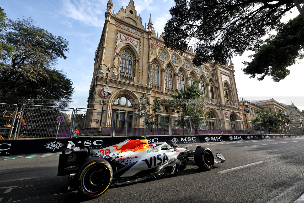 GP AZERBAIJAN, Liam Lawson (NZL) Racing Bulls VCARB 02.

19.09.2025. Formula 1 World Championship, Rd 17, Azerbaijan Grand Prix, Baku Street Circuit, Azerbaijan, Practice Day.

- www.xpbimages.com, EMail: requests@xpbimages.com © Copyright: Charniaux / XPB Images