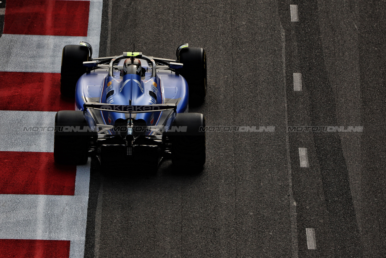 GP AZERBAIJAN, Carlos Sainz (ESP) Atlassian Williams Racing FW47.

19.09.2025. Formula 1 World Championship, Rd 17, Azerbaijan Grand Prix, Baku Street Circuit, Azerbaijan, Practice Day.

 - www.xpbimages.com, EMail: requests@xpbimages.com © Copyright: Rew / XPB Images