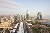 GP AZERBAIJAN, Alexander Albon (THA) Atlassian Williams Racing FW47, Gabriel Bortoleto (BRA) Sauber C45, e Esteban Ocon (FRA) Haas VF-25.

19.09.2025. Formula 1 World Championship, Rd 17, Azerbaijan Grand Prix, Baku Street Circuit, Azerbaijan, Practice Day.

- www.xpbimages.com, EMail: requests@xpbimages.com © Copyright: Bearne / XPB Images