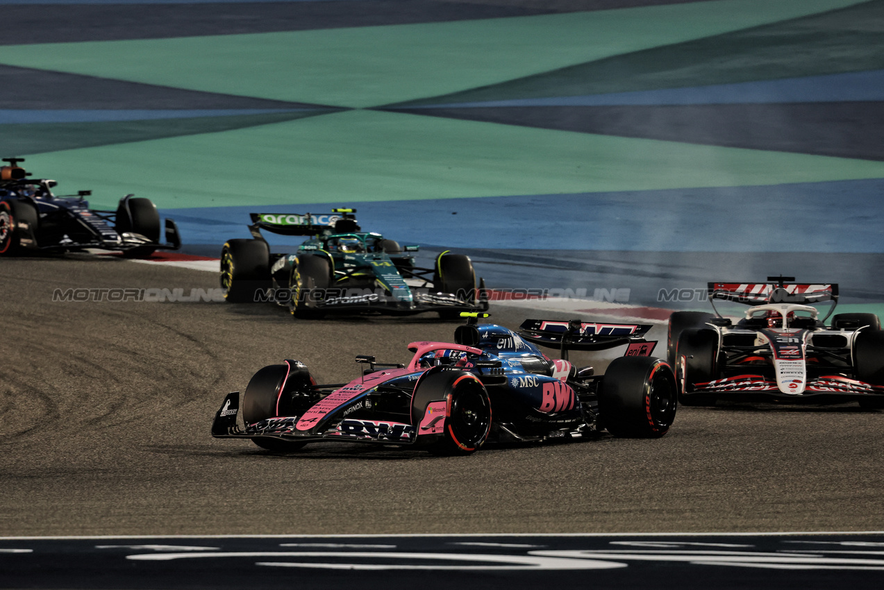 GP BAHRAIN, Jack Doohan (AUS) Alpine F1 Team A525.

13.04.2025. Formula 1 World Championship, Rd 4, Bahrain Grand Prix, Sakhir, Bahrain, Gara Day.

- www.xpbimages.com, EMail: requests@xpbimages.com © Copyright: Charniaux / XPB Images