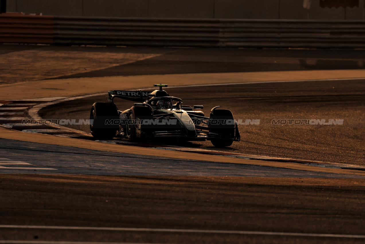 GP BAHRAIN, Andrea Kimi Antonelli (ITA) Mercedes AMG F1 W16.

13.04.2025. Formula 1 World Championship, Rd 4, Bahrain Grand Prix, Sakhir, Bahrain, Gara Day.

- www.xpbimages.com, EMail: requests@xpbimages.com © Copyright: Moy / XPB Images