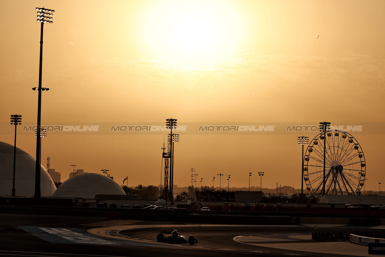 GP BAHRAIN, Nico Hulkenberg (GER) Sauber C45.

13.04.2025. Formula 1 World Championship, Rd 4, Bahrain Grand Prix, Sakhir, Bahrain, Gara Day.

- www.xpbimages.com, EMail: requests@xpbimages.com © Copyright: Moy / XPB Images
