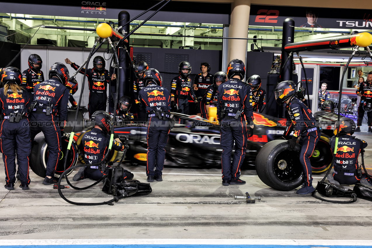 GP BAHRAIN, 

13.04.2025. Formula 1 World Championship, Rd 4, Bahrain Grand Prix, Sakhir, Bahrain, Gara Day.

- www.xpbimages.com, EMail: requests@xpbimages.com © Copyright: Bearne / XPB Images
